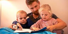 طرق فعالة لتشجيع طفلك على القراءة والكتابة